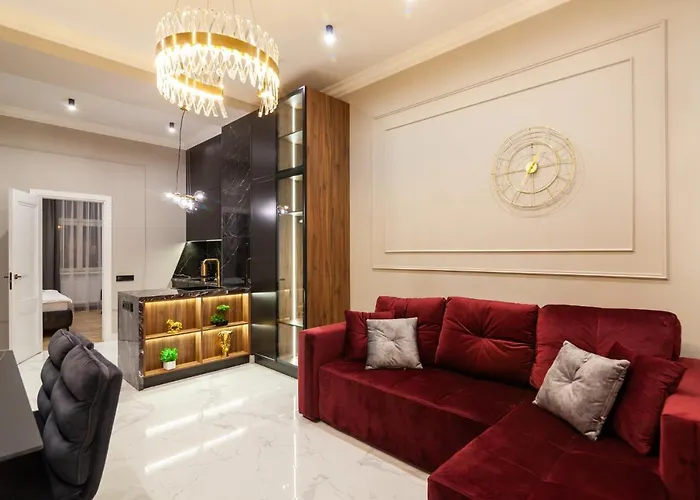 Апартаменти Leogrand On Svobody Avenue 43 Львів