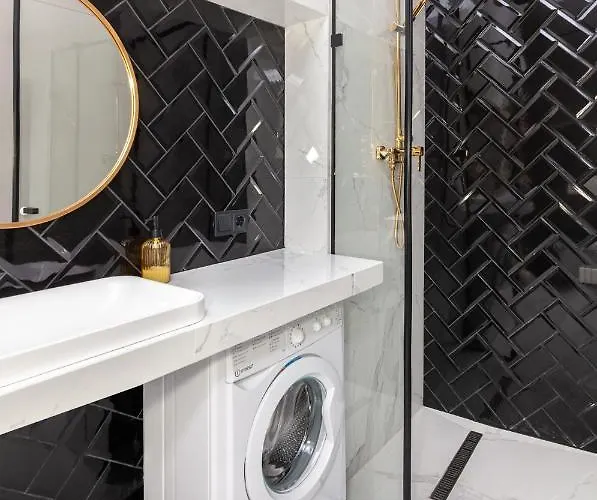 Leogrand Apartments On Svobody Avenue 43