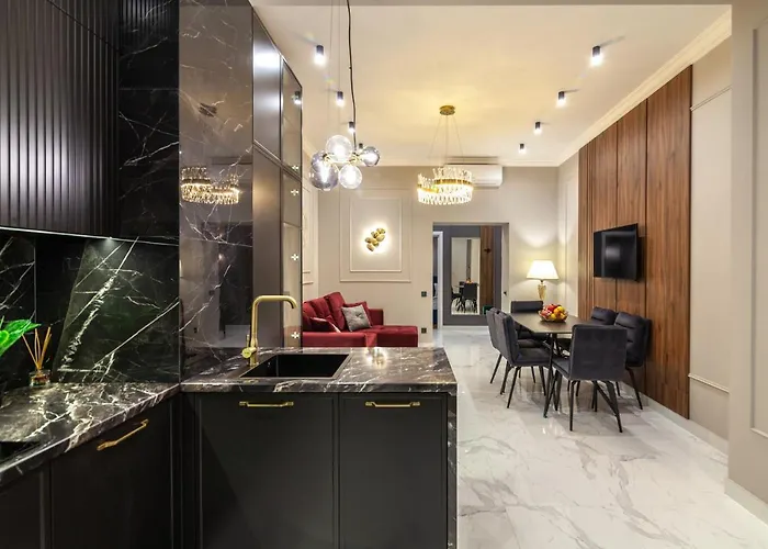 Leogrand Apartments On Svobody Avenue 43 *