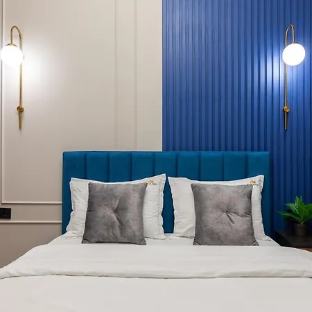 Leogrand On Svobody Avenue 43 利沃夫